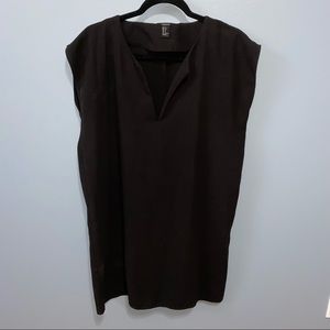 Forever 21 Black Dress • Small • V neck